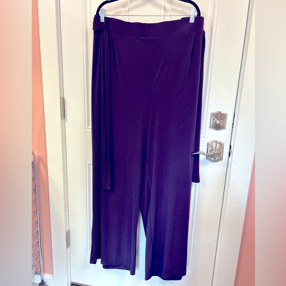 Torrid Crepe High Rise Wide Leg Pants Size 6 Dark Purple